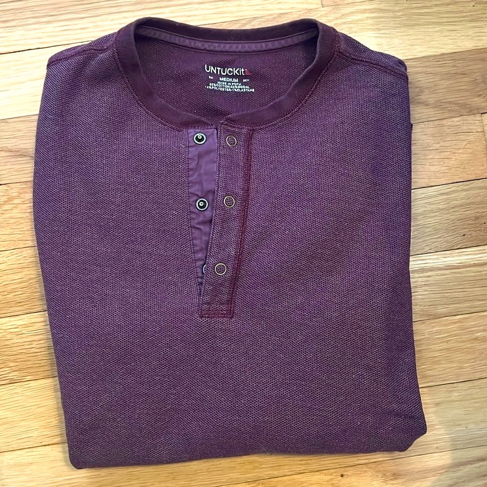 UNTUCKit Henley